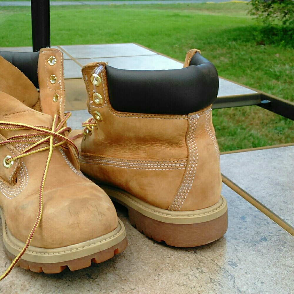 Size 4M Timberland